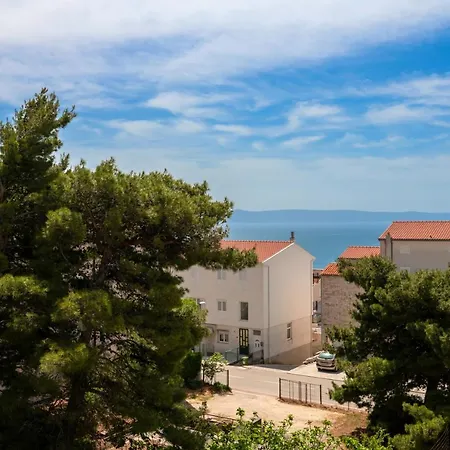 Apartamento With Free And Private Parking Makarska